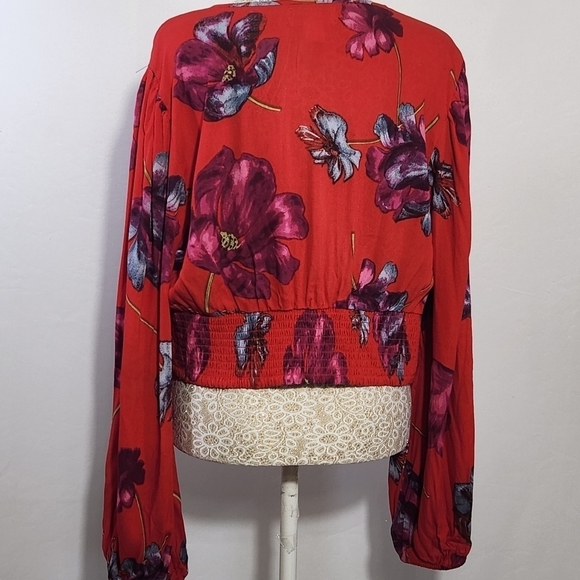 Band of The Free Crop Top Floral Scallop Tie Front Long Sleeve Smocked Size L - Picture 9 of 12